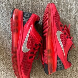 Nike Airmax Sneakers / Red. Size 8.5 Women’s. Used-Great Condition.